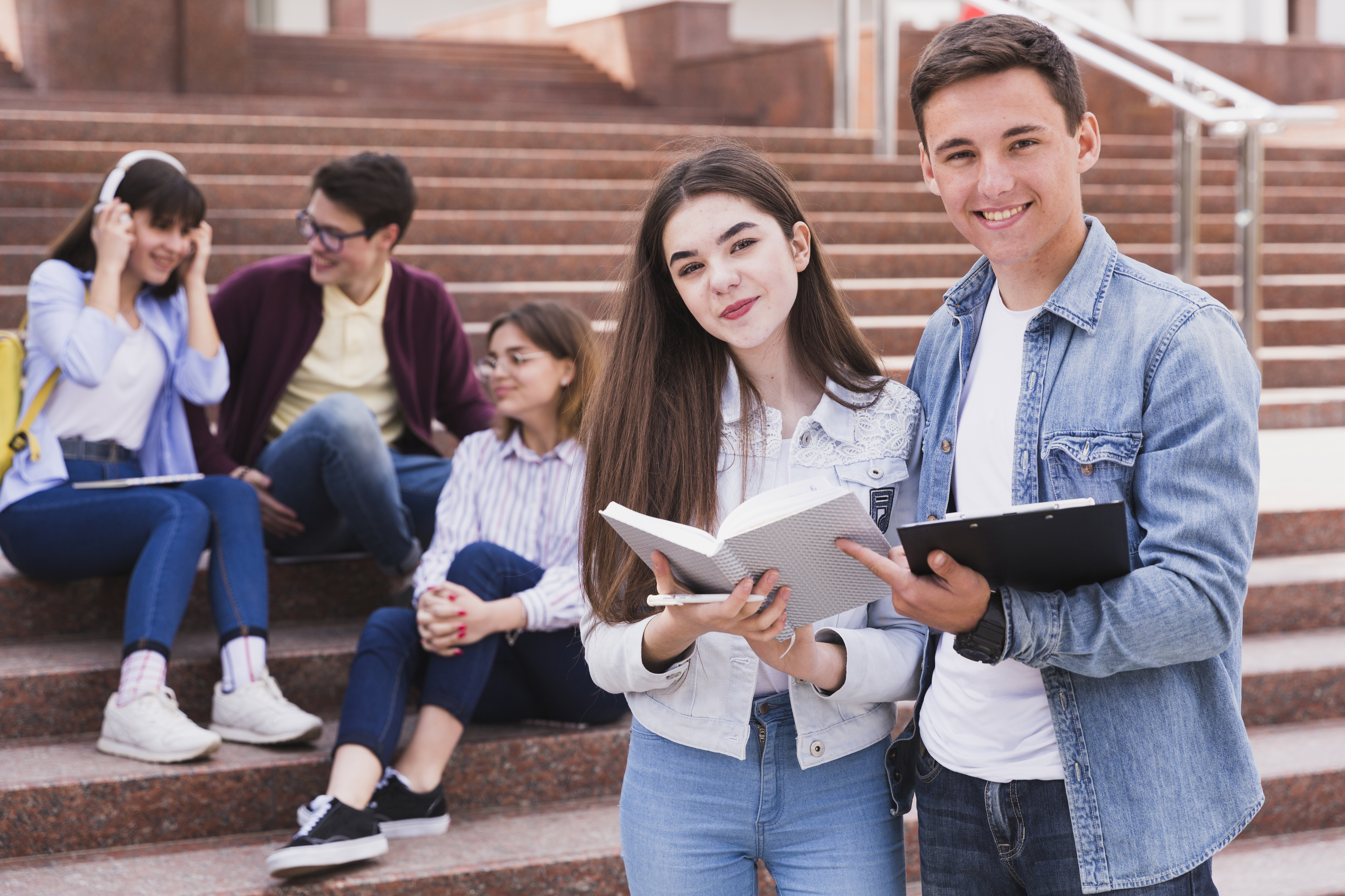 Fiserv y Colegium se alían para potenciar los pagos al sector educativo
