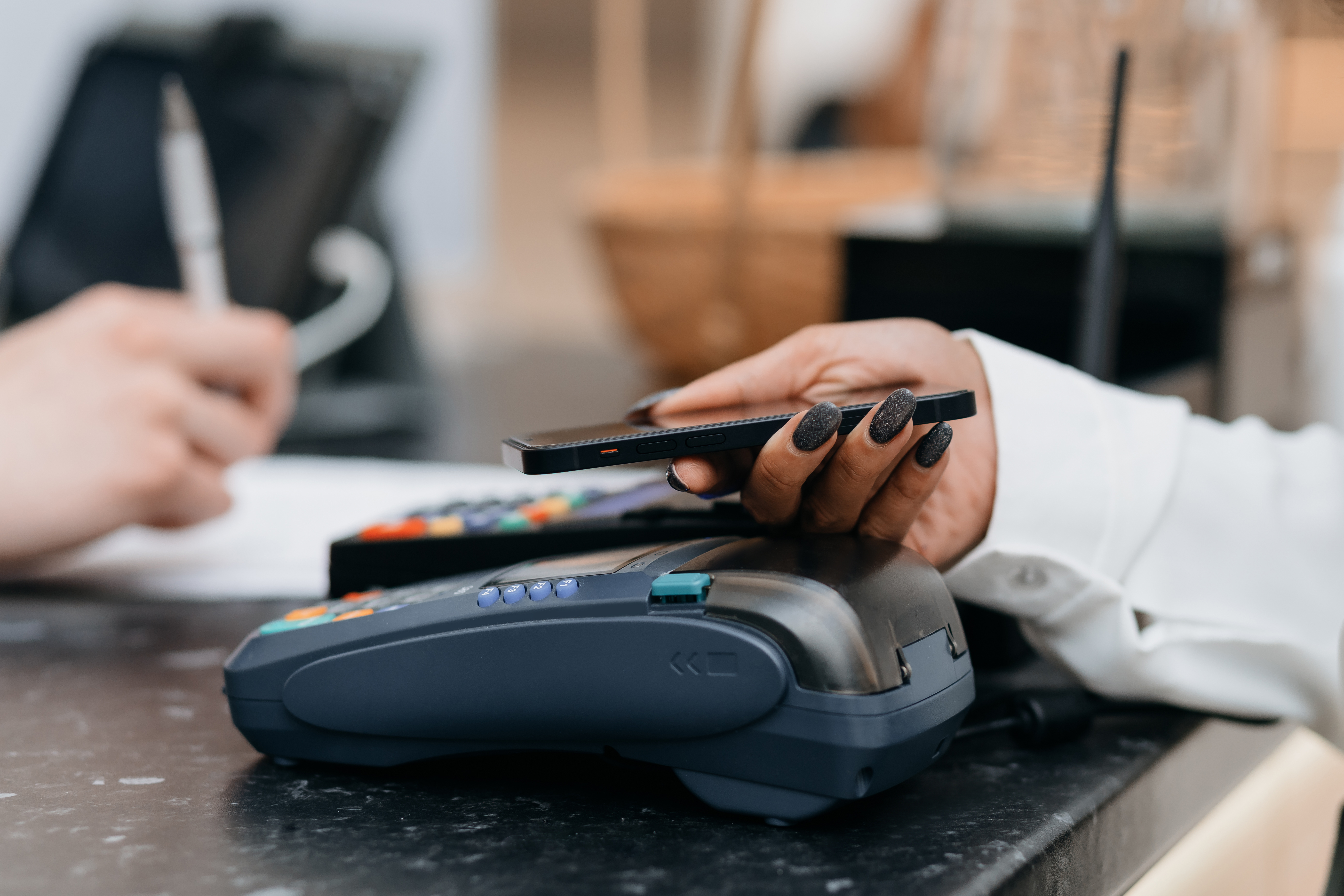 Experiencias de compra seguras y versatilidad en métodos de pago: los requisitos en retail para la nueva normalidad